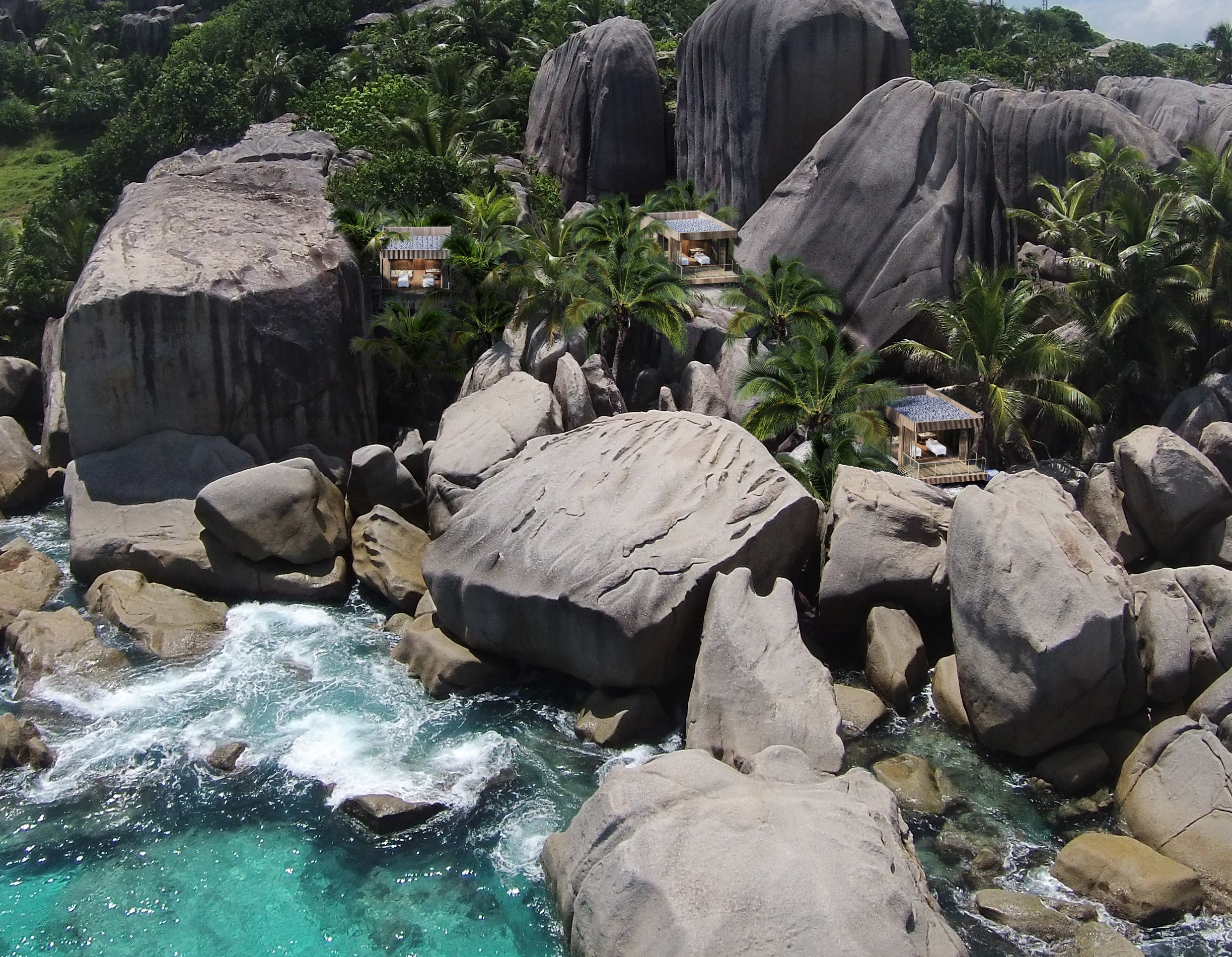 SS_ZLP_in_the_Seychelles_hires