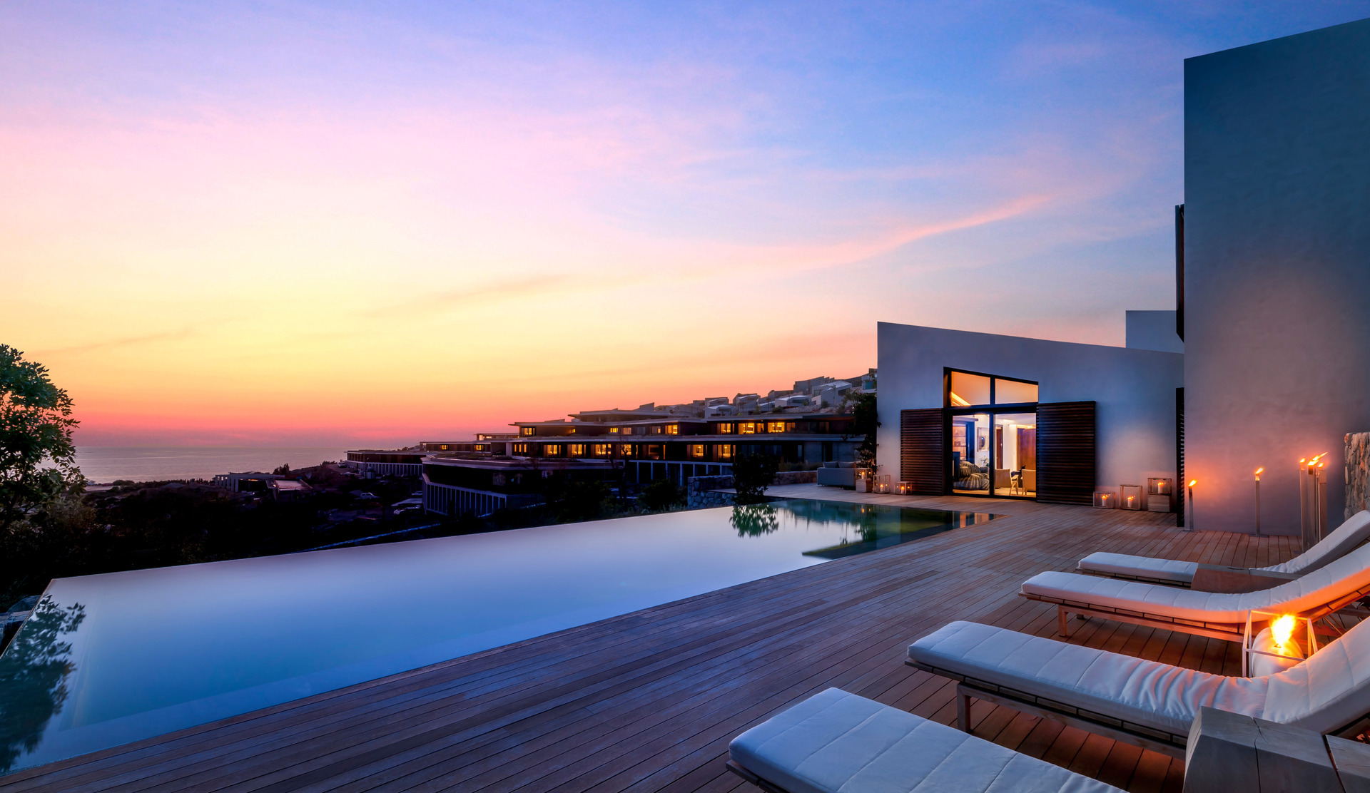 Residence Night View