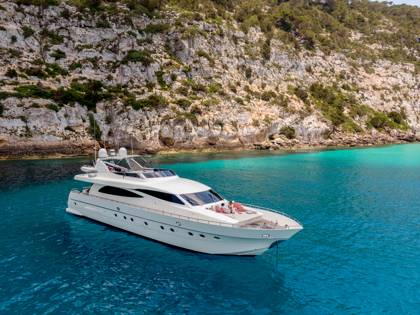Yate Canados 80 in Ibiza