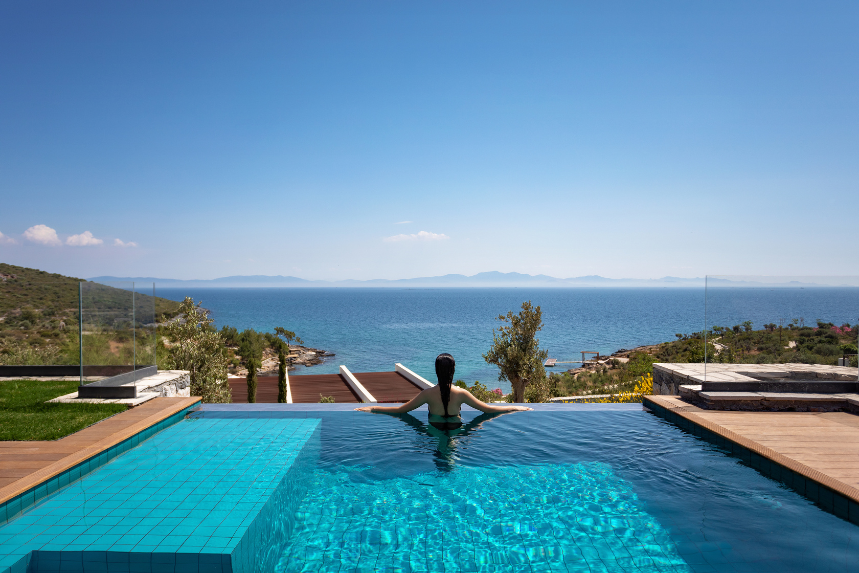 Seaview Master Suite with Pool